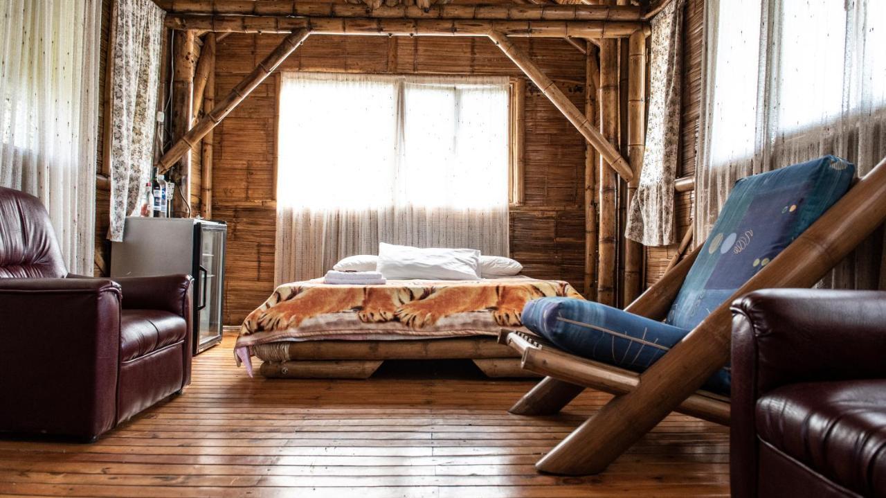 Hotel Guatape Adrianas Bambu Luaran gambar