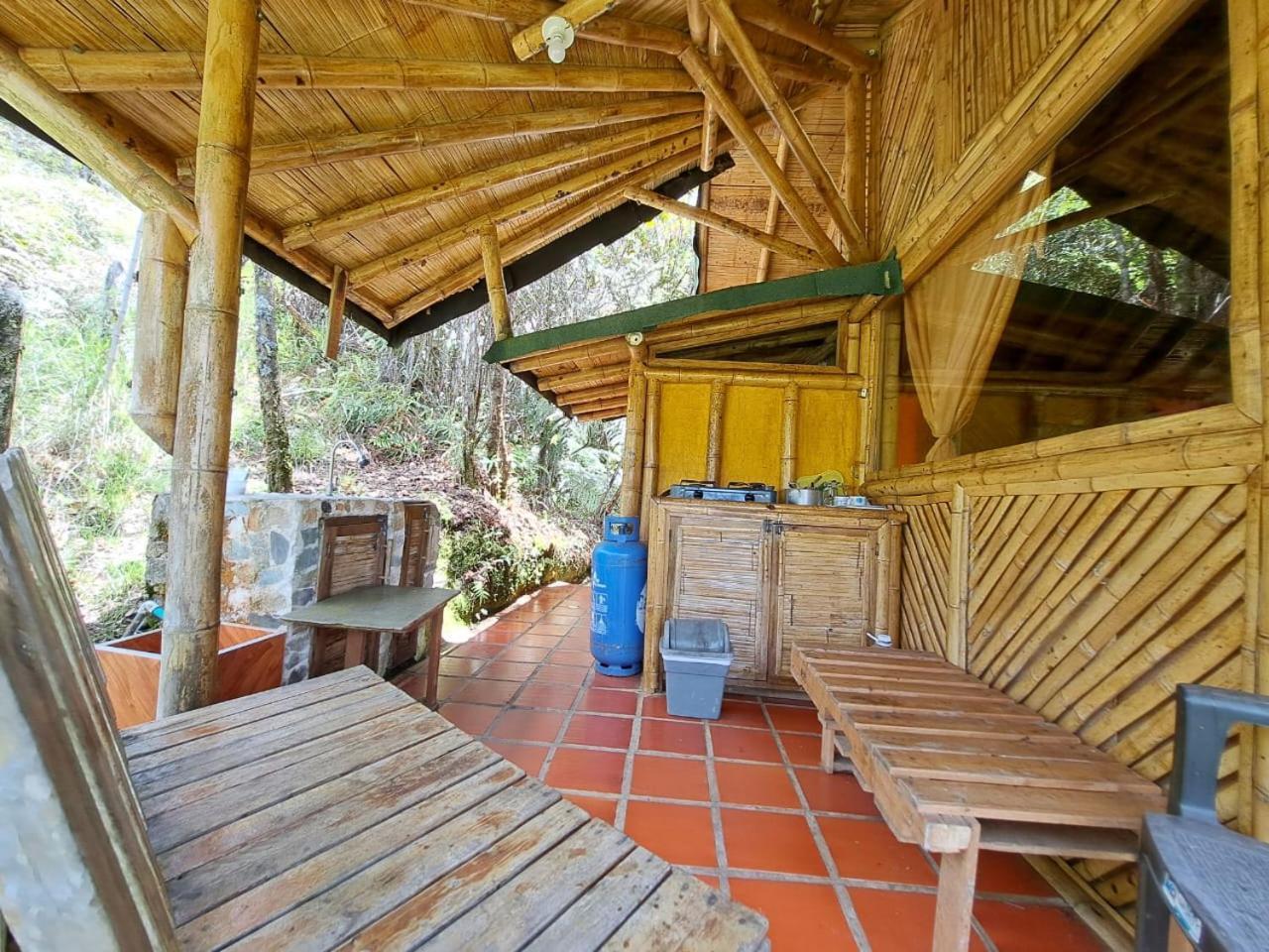 Hotel Guatape Adrianas Bambu Luaran gambar