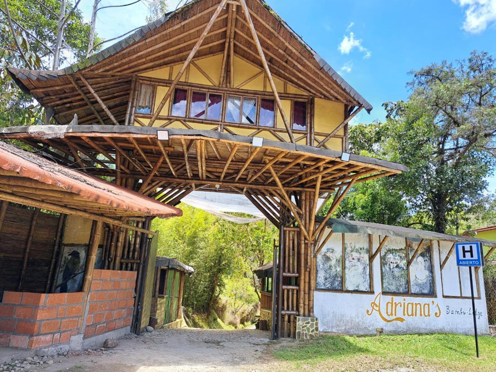 Hotel Guatape Adrianas Bambu Luaran gambar
